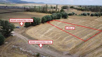 İlçe Merkezine 5Km+Hayvancılık Sanayi 4Km Satılık Arsa 15