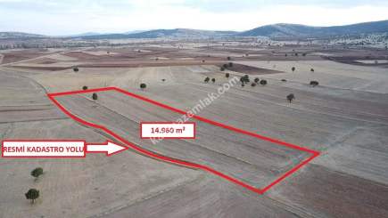 Kütahya Karacaörende 14.960 M2 Resmi Yola Cephe Arazi 7