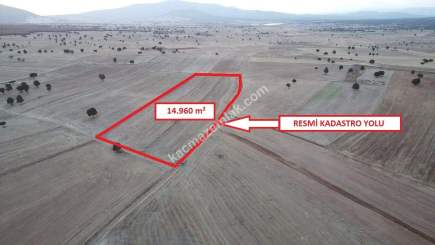 Kütahya Karacaörende 14.960 M2 Resmi Yola Cephe Arazi 3