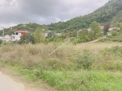 Trabzon Çağlayanda Satılık Ticari İmarlı Arsa 6