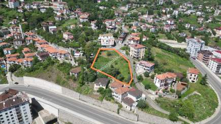 Trabzon Akçaabat Orta Mahalle'de Satılık Arsa 8