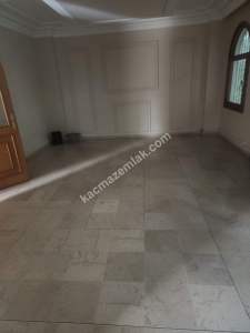 Küçükyalı Villalar Bölgesinde İş Yerine 4+1 İkiz Villa 23