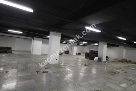 Şişli Plaza'da 1.200 M2 Plaza Katı, Ofis, İşyeri 17