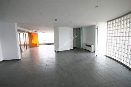 Şişli Beytem Plazada Birleşik 3 Kat Yekün 2400 M2 Kiral 20