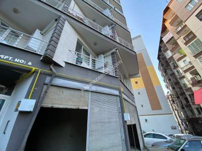 Trabzon, Akçaabat, Ortamahallede, Satılık 72 M², Dükkan 3