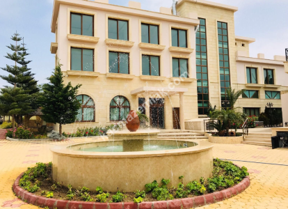 Kıbrıs Girne Karşıyaka'da Satılık Yeni Yapı Otel 3