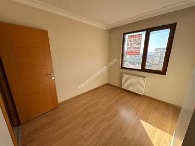 Çekmeköy Merkezde Şahane Lokasyonda Kiralık 2+1Daire 5