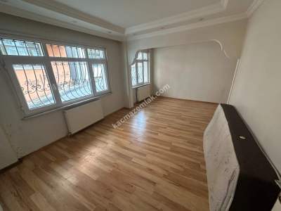 Bağlarbaşı Mah'da 2+1 100 M2 Yüksek Giriş Kiralık 4