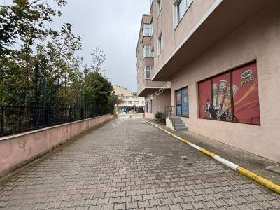 Kartal Cumhuriyet Mh'de Site İçi Oldukça Geniş Kiralık 22