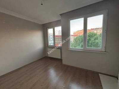 Maltepe Bağlarbaşında Metroya 3Dk Mesafede Kiralık 2+1 21