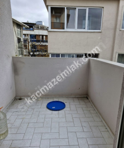 Küçükyalı Mektepte Mantolamalı Binada 3+1 Daire 25