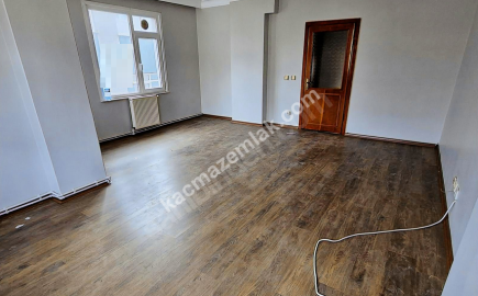 Küçükyalı Mektepte Mantolamalı Binada 3+1 Daire 15