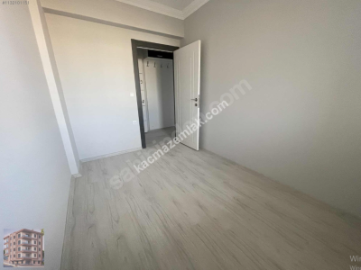 Tosya Yolunda Kiralık 2+1 Sıfır Daireler 18