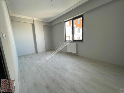 Tosya Yolunda Kiralık 2+1 Sıfır Daireler 13