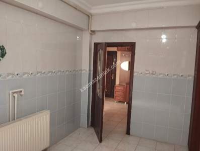 Siirt Kooperatif Diş Hastanesi Civarı Kiralık 3+1 Daire 16