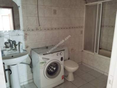 Siirt Sağlık Müdürlüğü Yanı Eşyalı 3+1 Kiralık Daire 32