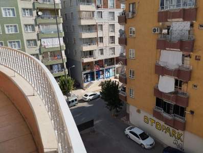 Siirt Güres Caddesi İbn-I Sina Hast Karşısı Kiralık 3+1 31