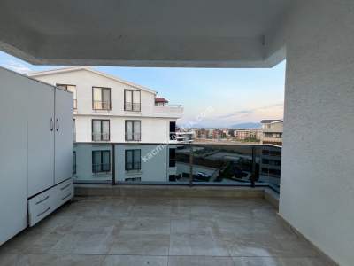 Kayapa’da Kiralık 3+1 Dubleks Daire Havuzlu Site İçi 10