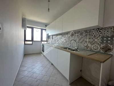 Altıntepe Sahilde Deniz Manzaralı 180M2 3+2 Dubleks 3