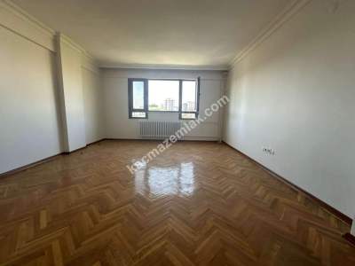 Altıntepe Sahilde Deniz Manzaralı 180M2 3+2 Dubleks 8