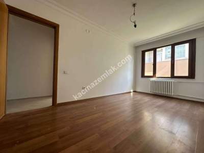 Altıntepe Sahilde Deniz Manzaralı 180M2 3+2 Dubleks 14