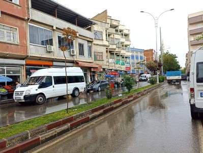 Siirt Tillo Caddesinde Satılık 2 Daire 2 Dükkan 16