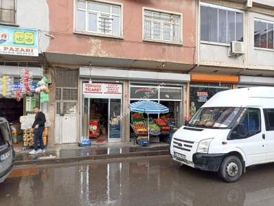 Siirt Tillo Caddesinde Satılık 2 Daire 2 Dükkan 5