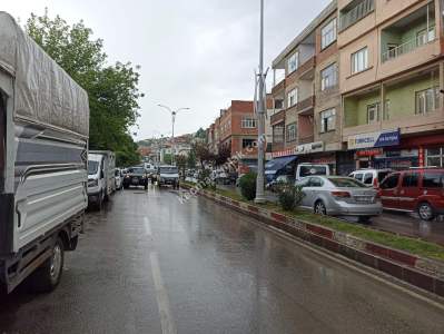 Siirt Tillo Caddesinde Satılık 2 Daire 2 Dükkan 4