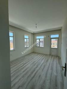 Çarşı Merkezinde Satılık 2+1 Yenilenmiş Home Ofis Daire 13