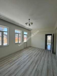 Çarşı Merkezinde Satılık 2+1 Yenilenmiş Home Ofis Daire 14