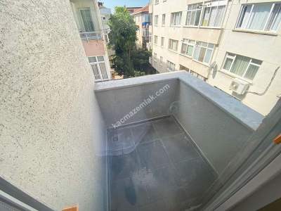 Caddeye Yakın 3.Kat Ayrı Mutfak Çift Balkon Lüks 2+1 5