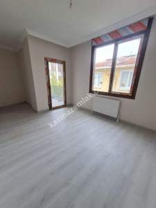 İdealtepe'de Ön Cephe Arakat 2+1 Sıfır Daire 24