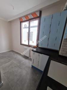 İdealtepe'de Ön Cephe Arakat 2+1 Sıfır Daire 11