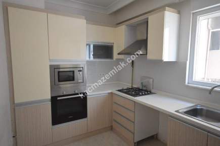 Çamlık Sahilde Katta Tek 160M2 3,5 +1 12