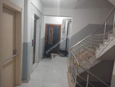 Siirt Ataştırma Hastanesi Civarı Satılık 2+1 Lüks Daire 18