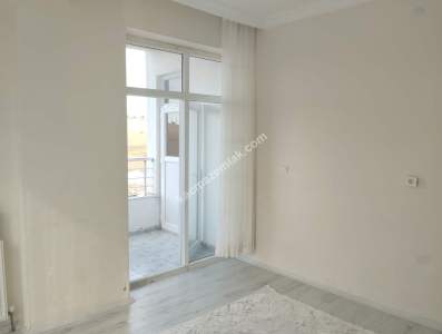 Siirt Ataştırma Hastanesi Civarı Satılık 2+1 Lüks Daire 36