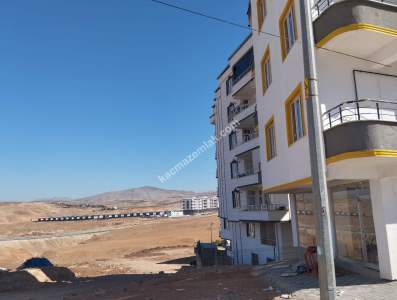 Siirt Diş Hastane Arkası Satılık 1+1 Eşyalı Sıfır Daire 34