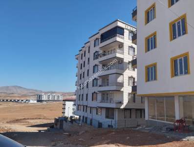 Siirt Diş Hastane Arkası Satılık 1+1 Eşyalı Sıfır Daire 33