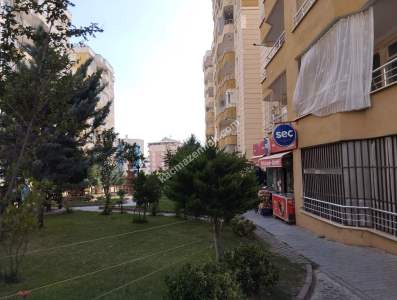 Siirt Araştırma Hast. Civarı Sitede Satılık 3+1 Daire 4