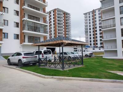 Trabzon-Akçaabat Yıldızlı Site İçi Satılık Sıfır Daire 19