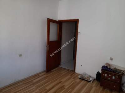 Zonguldak Bahçelievler Mah. 2+1 Geniş Satılık Daire 9