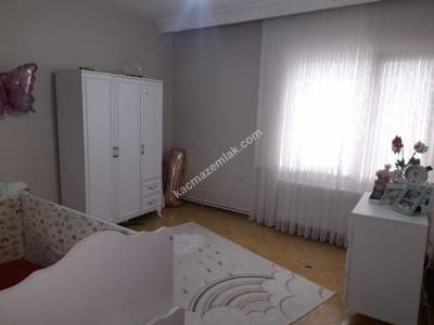 Zonguldak Tepebaşı Mahallesinde Satılık 3+1 Daire 4