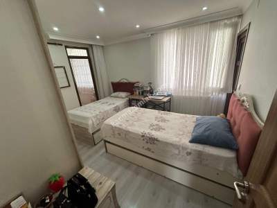 Nişanca Mah'da 3+2 170 M2 Çift Girişli Dubleks Daire 15