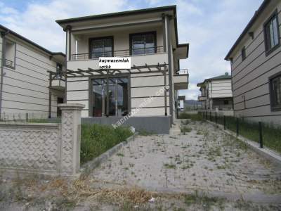 Develi Bahçelievler Mah Satlık Villa 1