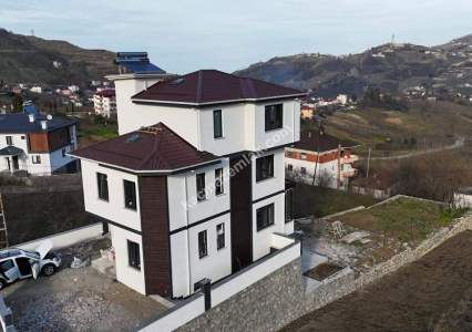 Trabzon Merkez Yeşilovada Satılık Sıfır Villa 1